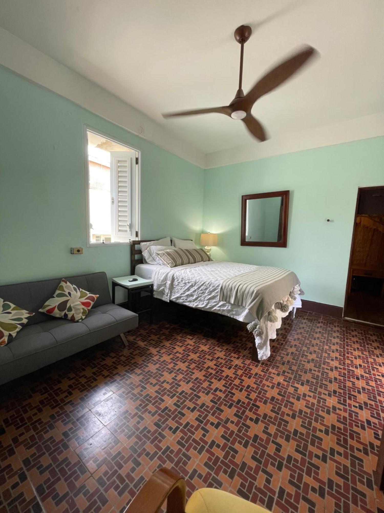 Fresh Tropical Colonial Style Walk-Up- Rooftop Terrace- Beach View سان خوان المظهر الخارجي الصورة